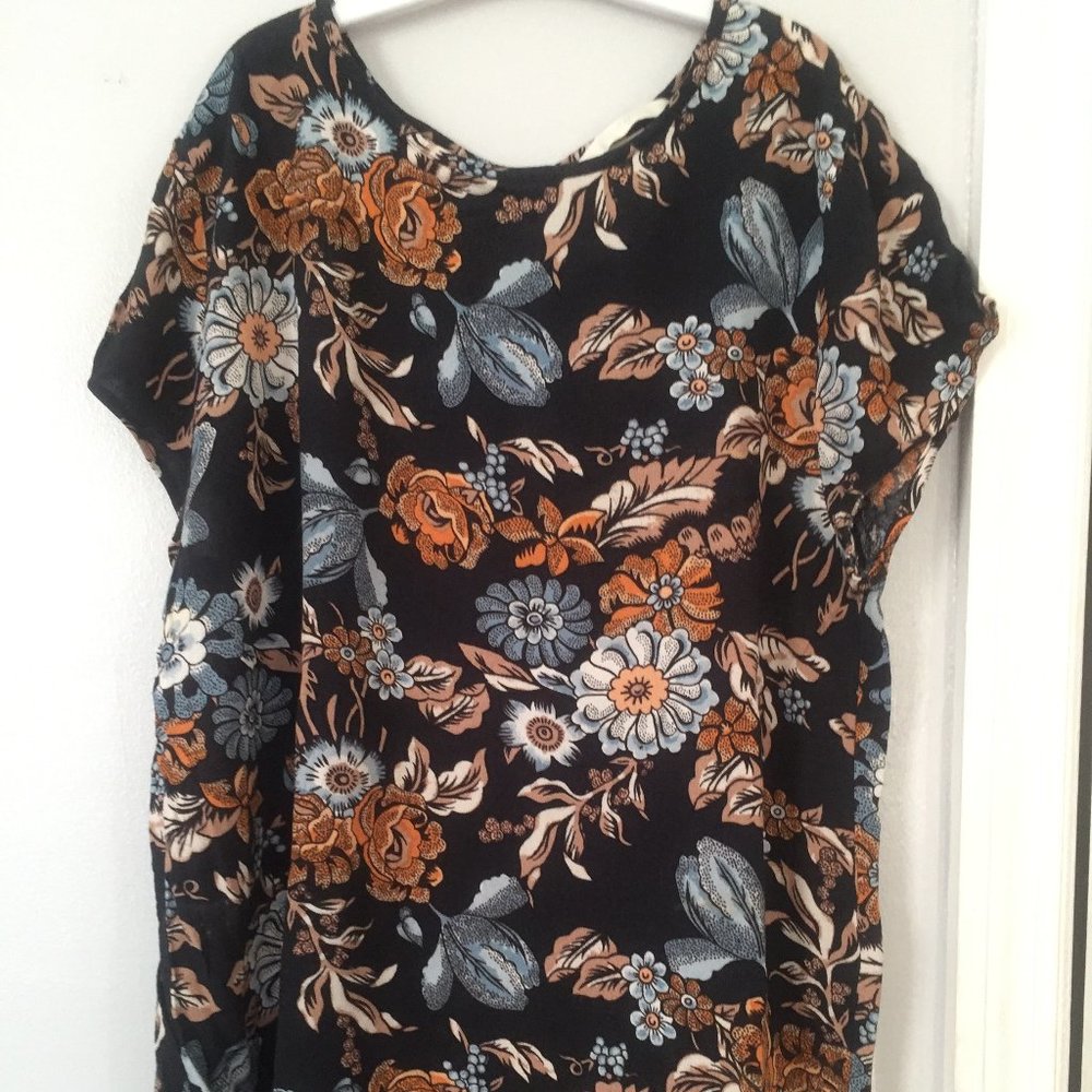 H&M Black Floral Short Sleeve